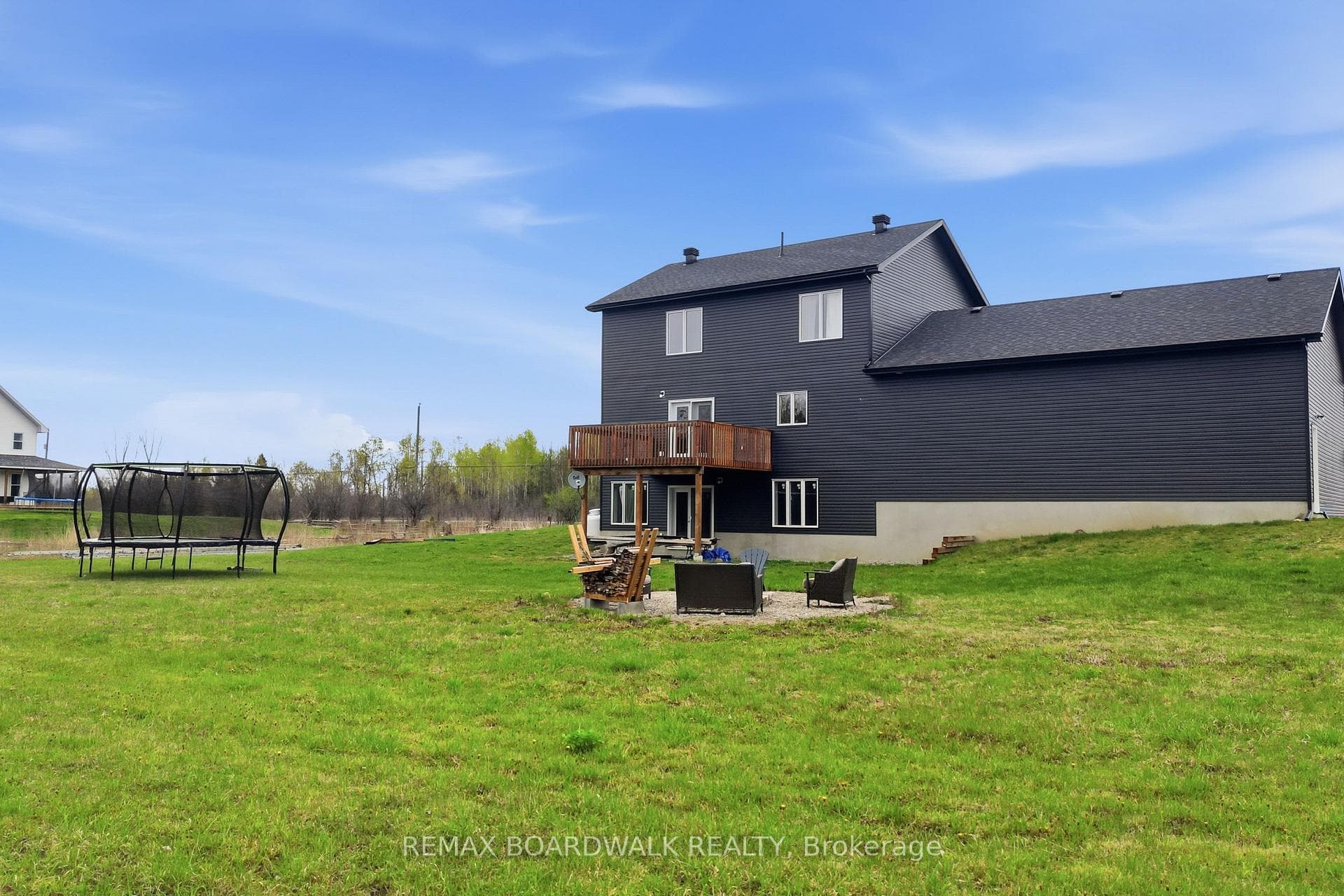 447 Churchill Road photo 33