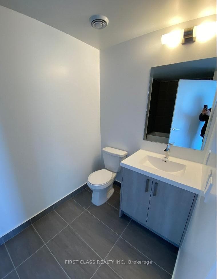 77 Mutual Street Unit 2909 photo 4