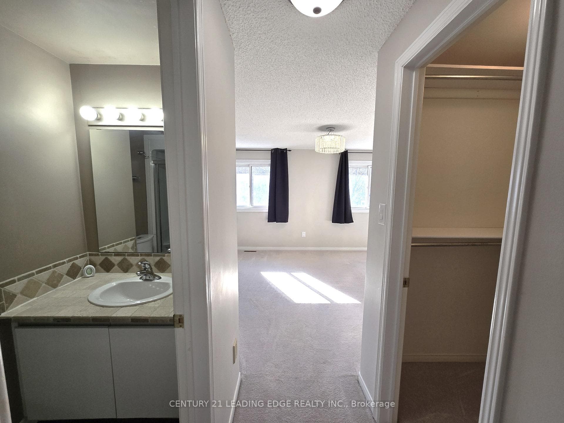 1065 Longbow Drive photo 22