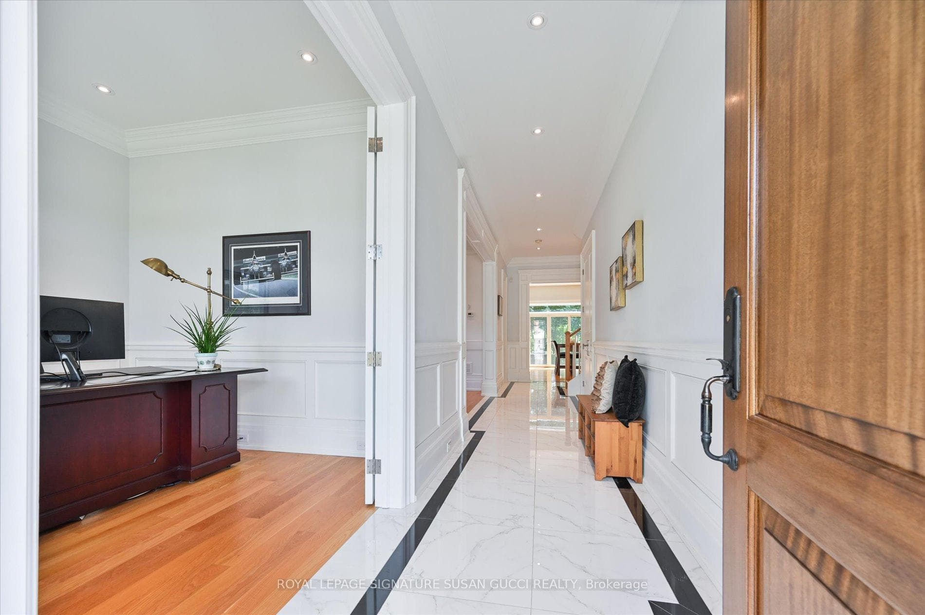 Bright wide entry for welcoming guests
