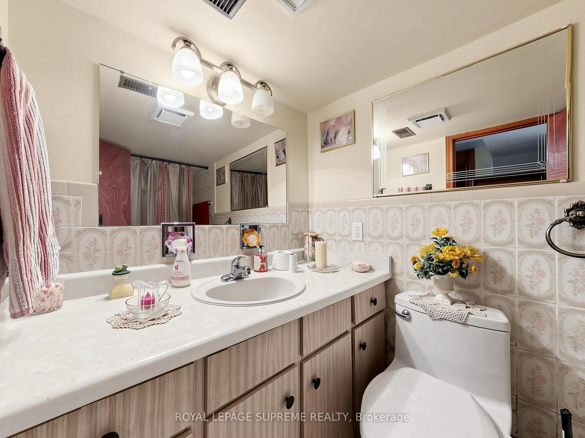 196 Palmerston Avenue photo 42