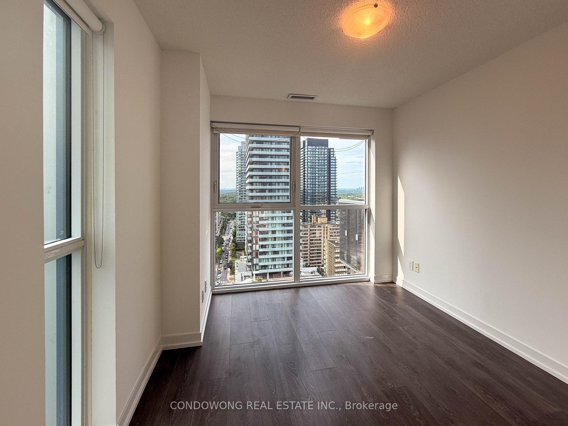 125 Redpath Avenue Unit 2305 photo 15