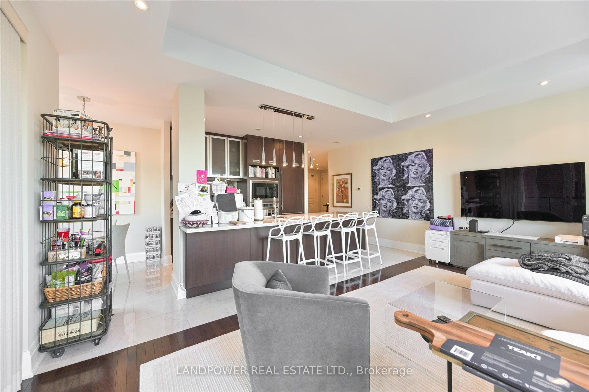 80 Yorkville Avenue Unit 503 photo 6