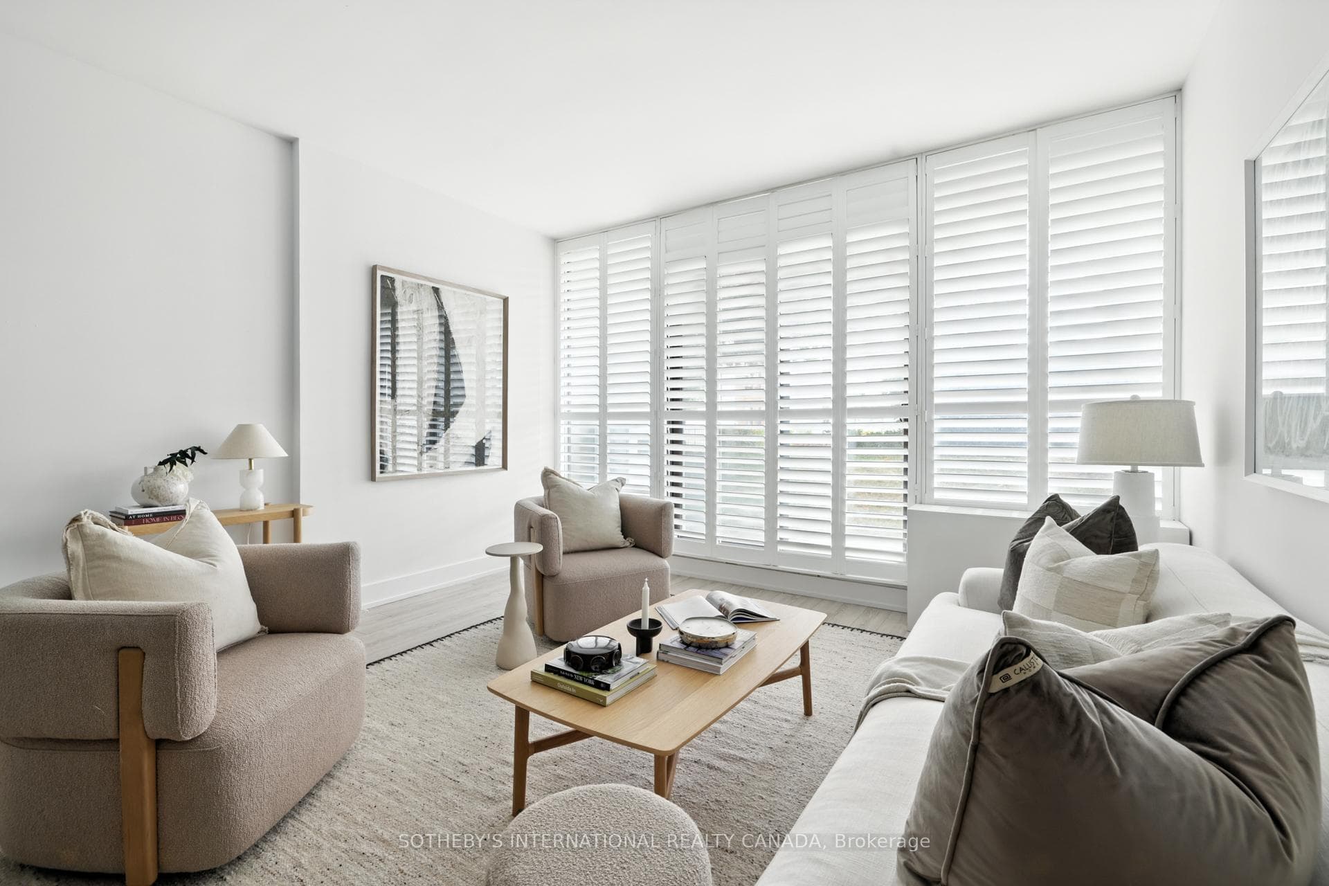 20 Fashion Roseway Way Unit 107 photo 14