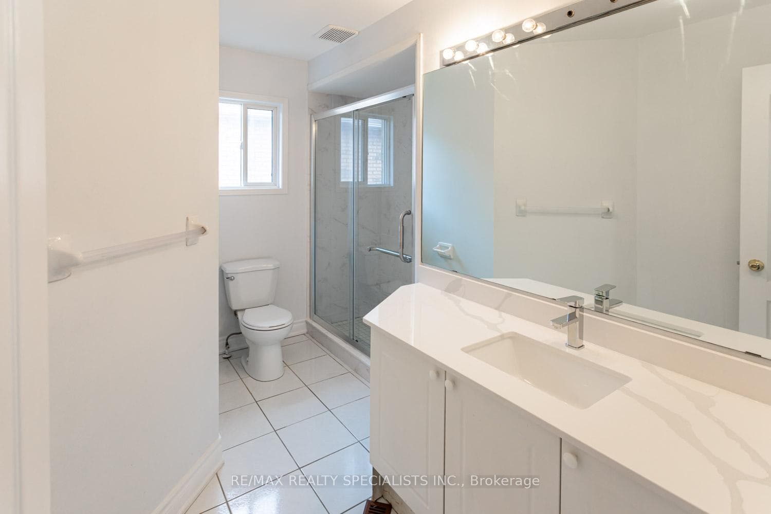 6281 Lisgar Drive photo 23