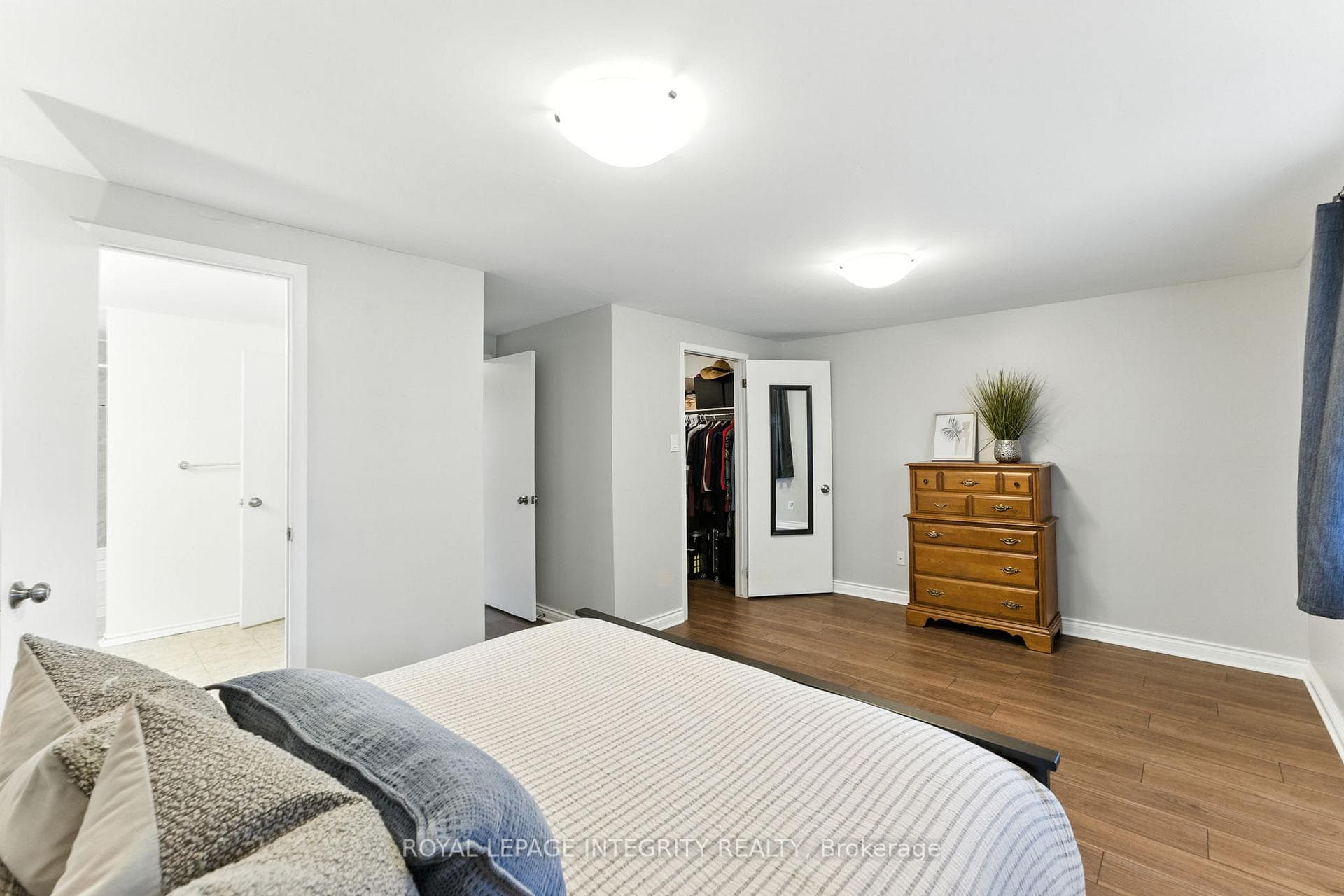 1 Baneberry Crescent photo 24