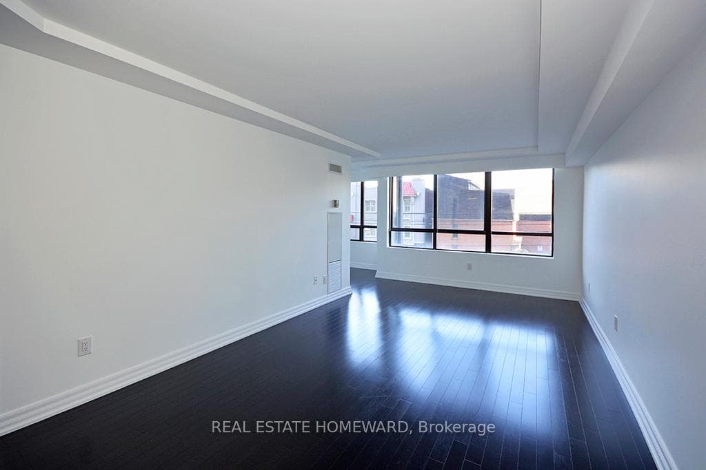 117 Gerrard Street Unit 206 photo 12
