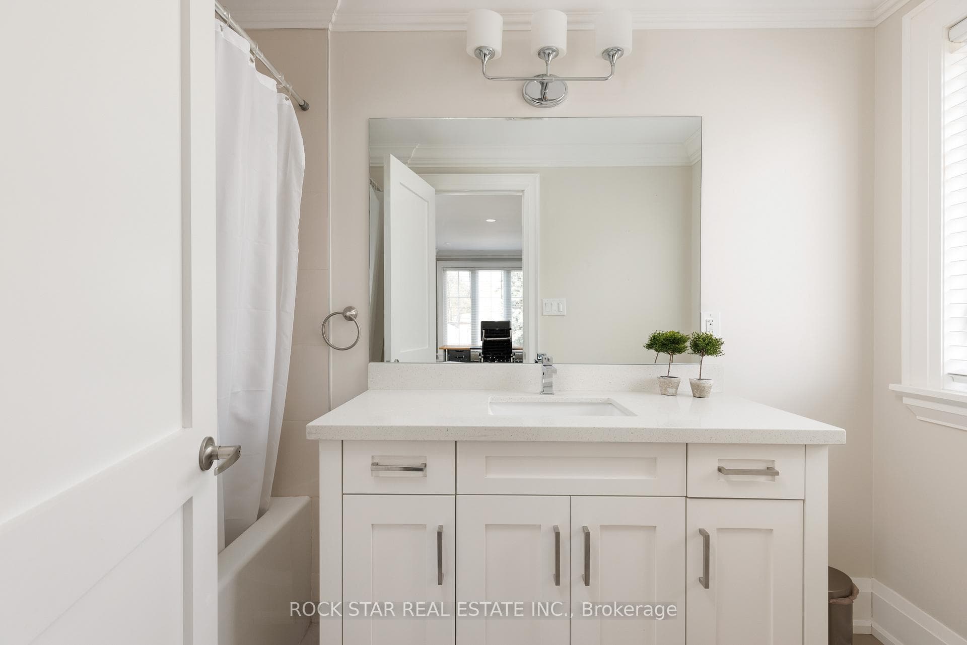 540 Weir Avenue photo 39