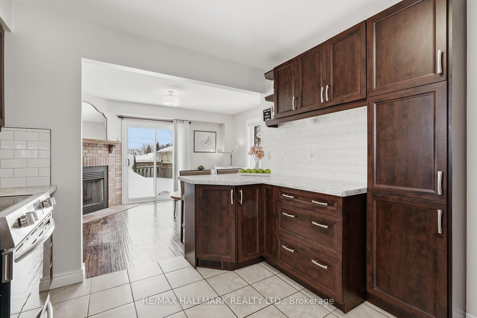 91 Barre Drive photo 12