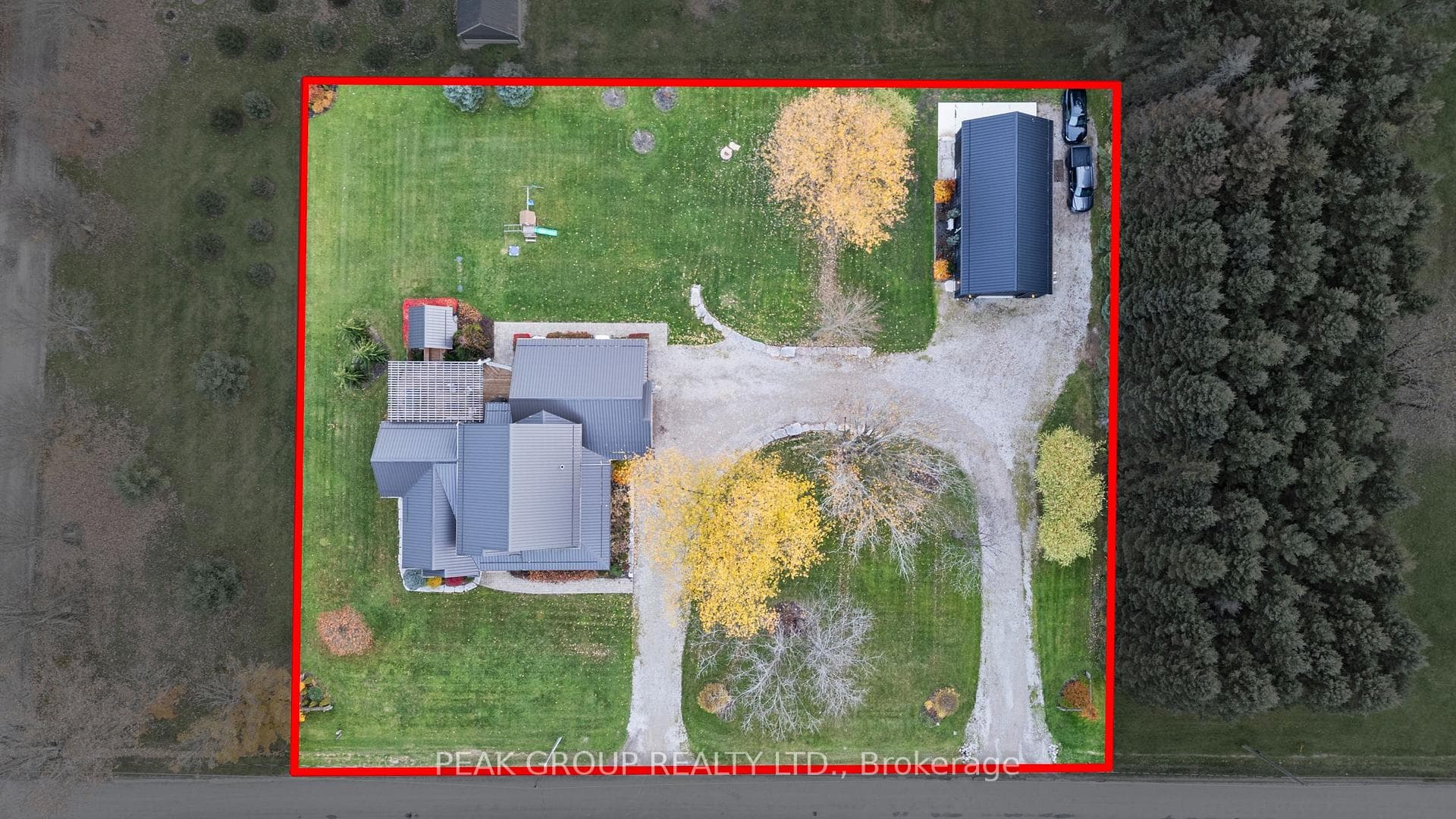 662 Foss Road photo 8