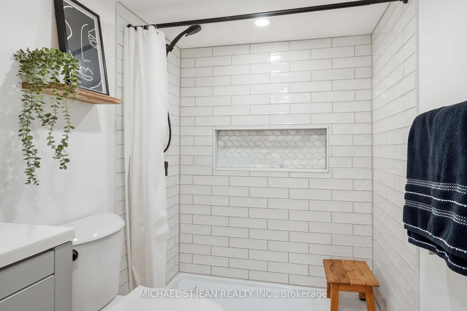 58 Tragina Avenue photo 28