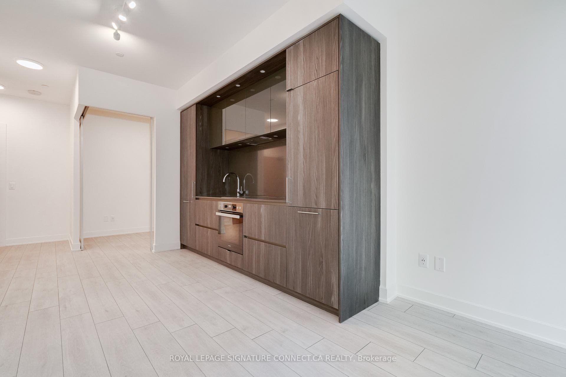 15 Mercer Street Unit 317 photo 16