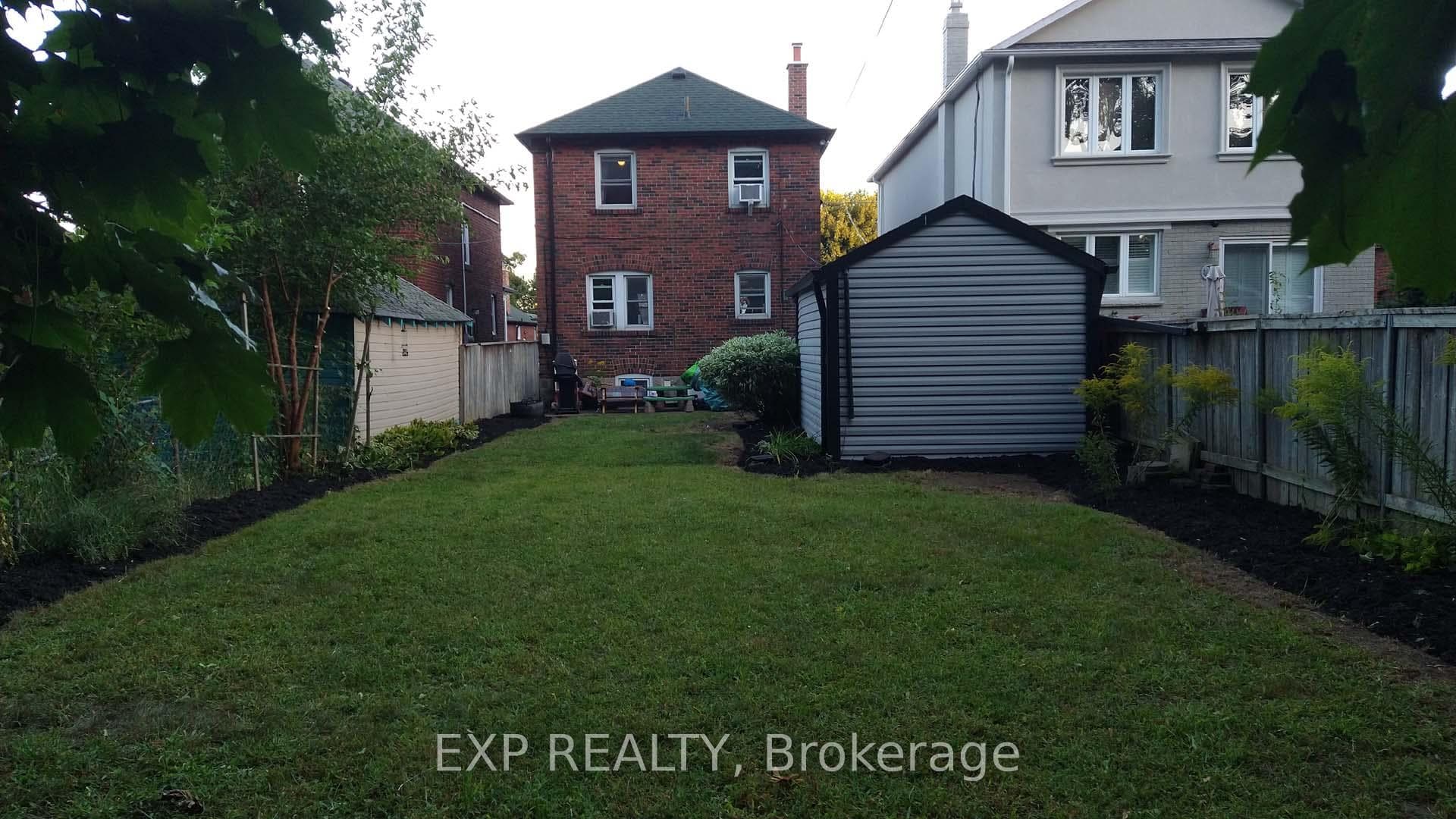 204 Floyd Avenue photo 5