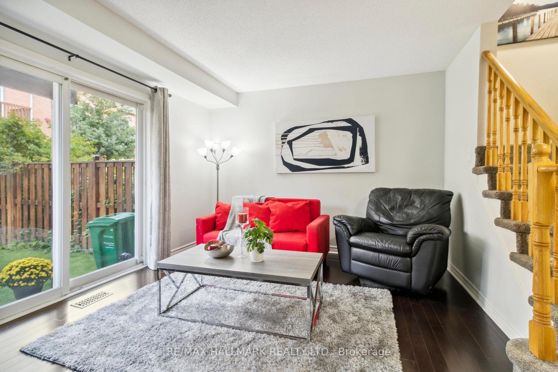 7079 Fairmeadow Crescent photo 30