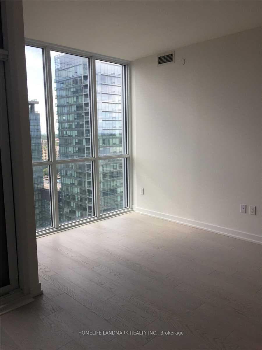 1 Yorkville Avenue Unit 1905 photo 5