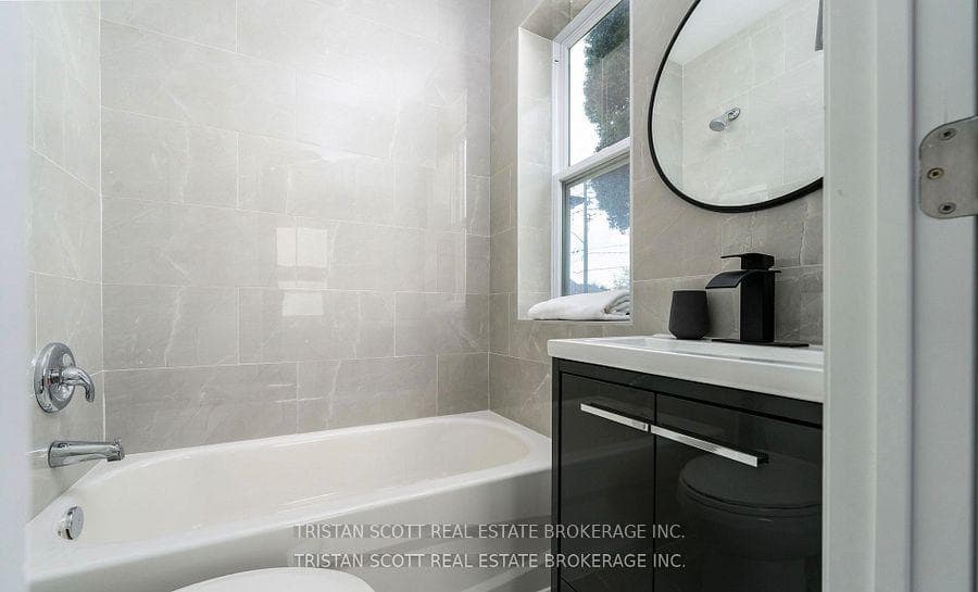 231 Pelham Road Unit 1 photo 3