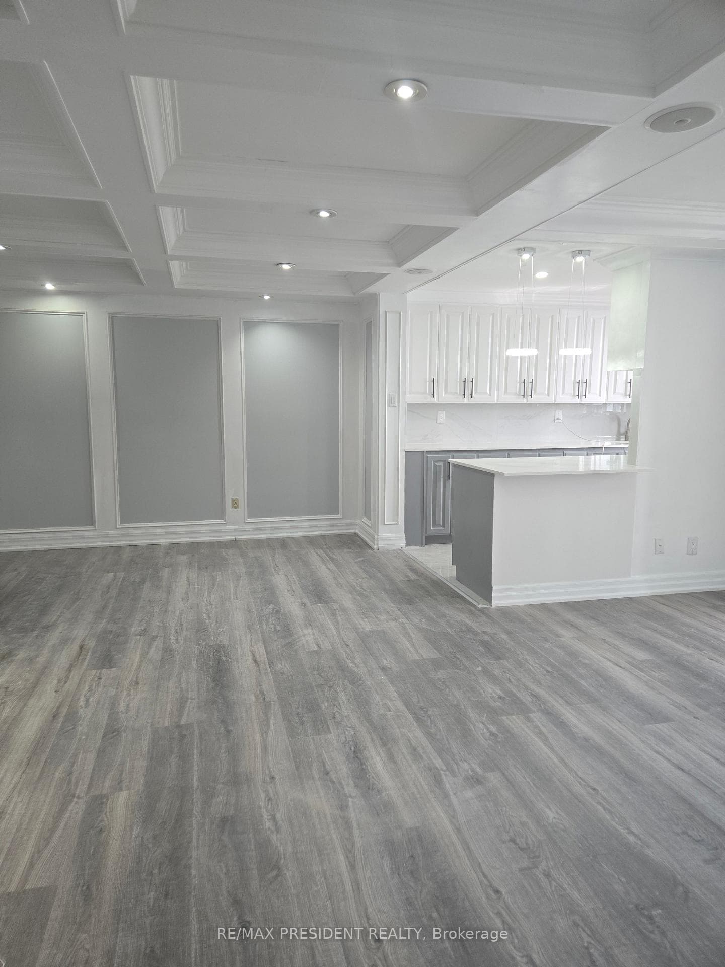 133 Torresdale Avenue Unit 808 photo 5