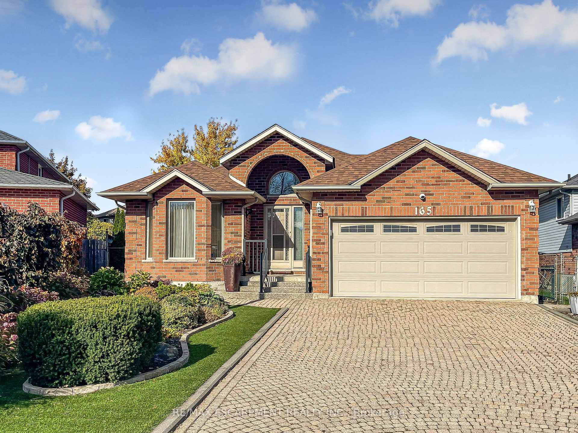 165 Gagliano Drive photo 1