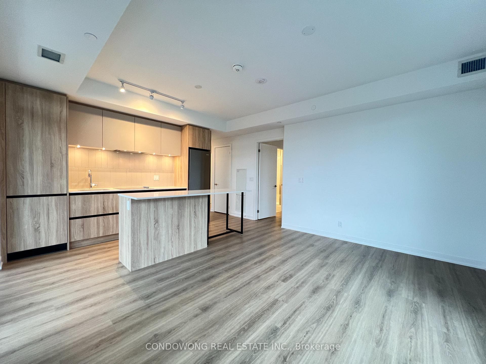 7950 Bathurst Street Unit 1511 photo 5
