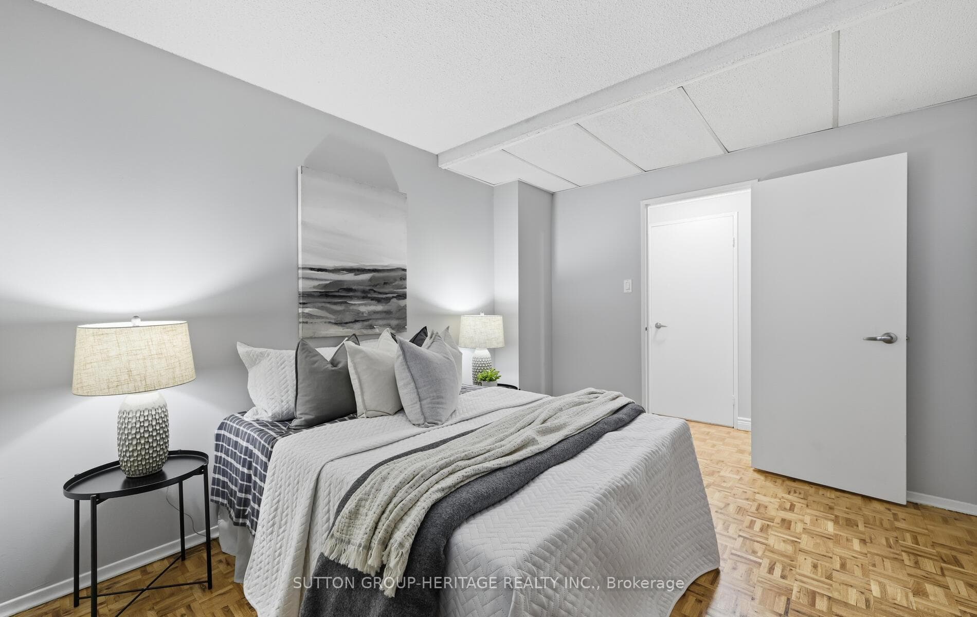 3380 Eglinton Avenue Unit PH07 photo 27