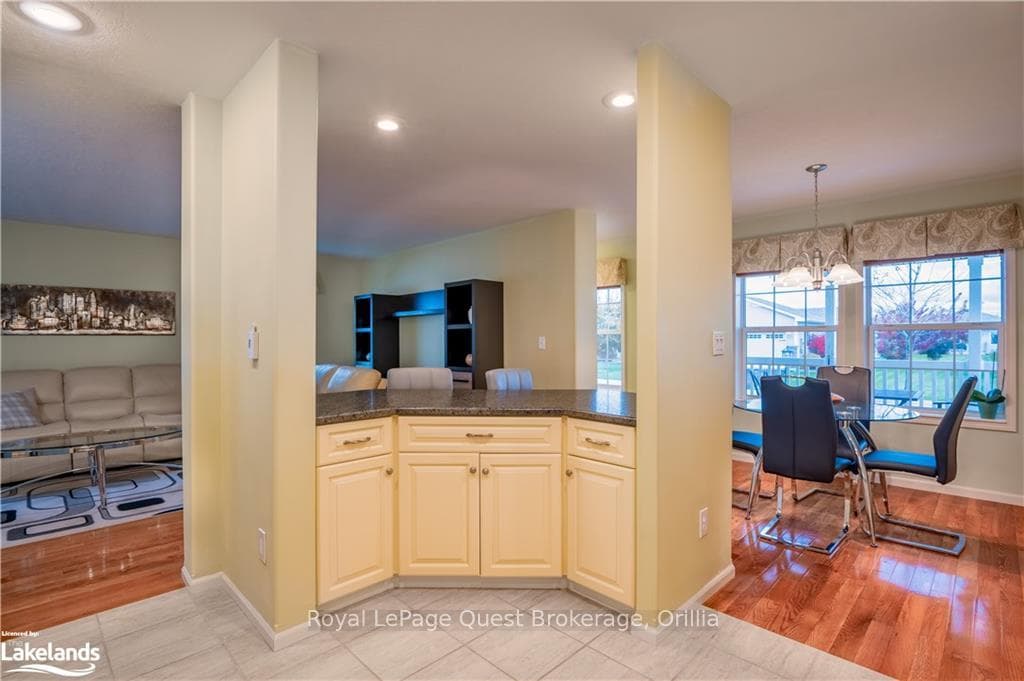 13 MARVIN GARDENS Boulevard photo 12