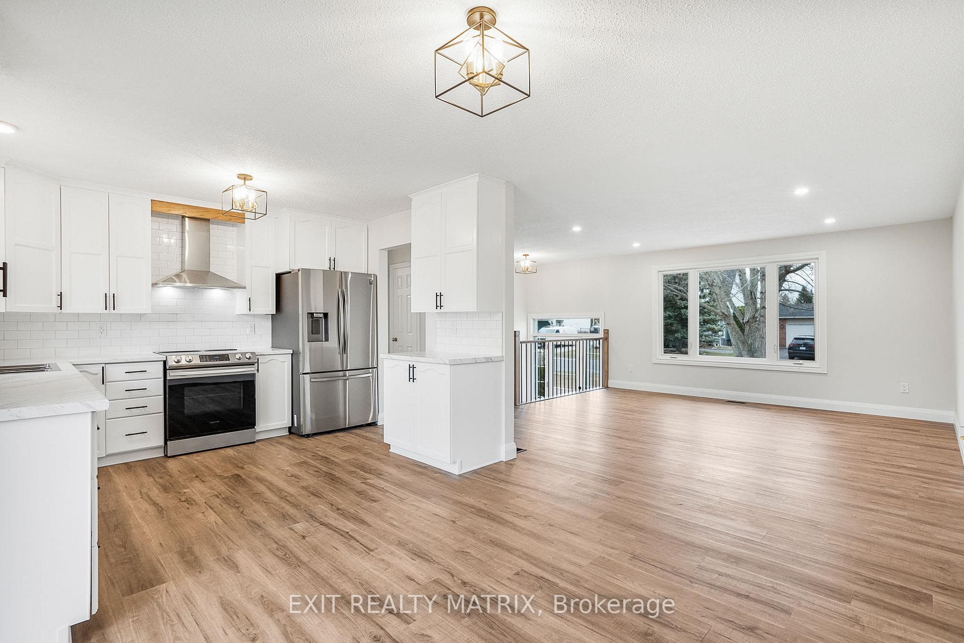 58 Castlebeau Street photo 8