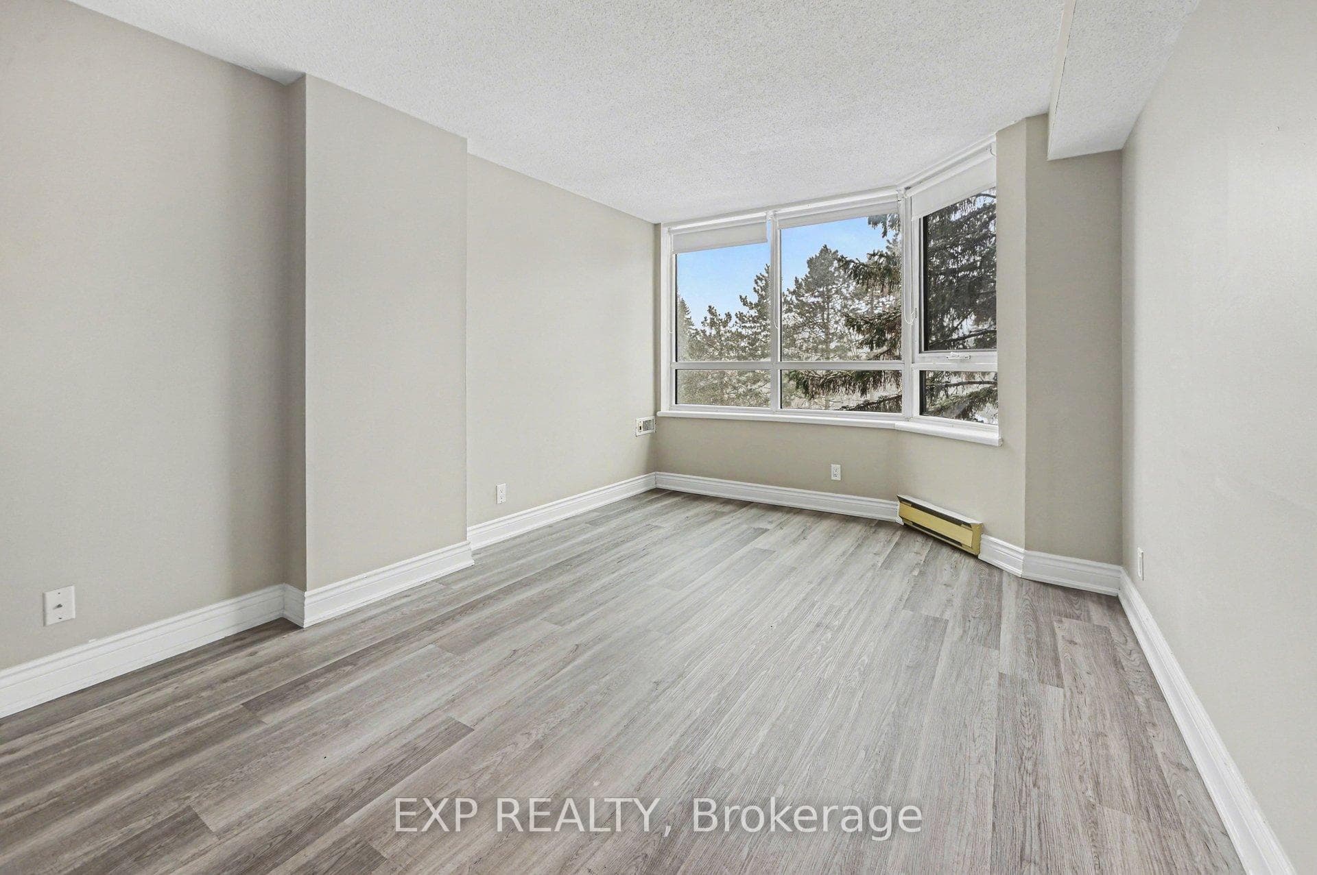 80 Sandcastle Drive Unit 404 photo 15