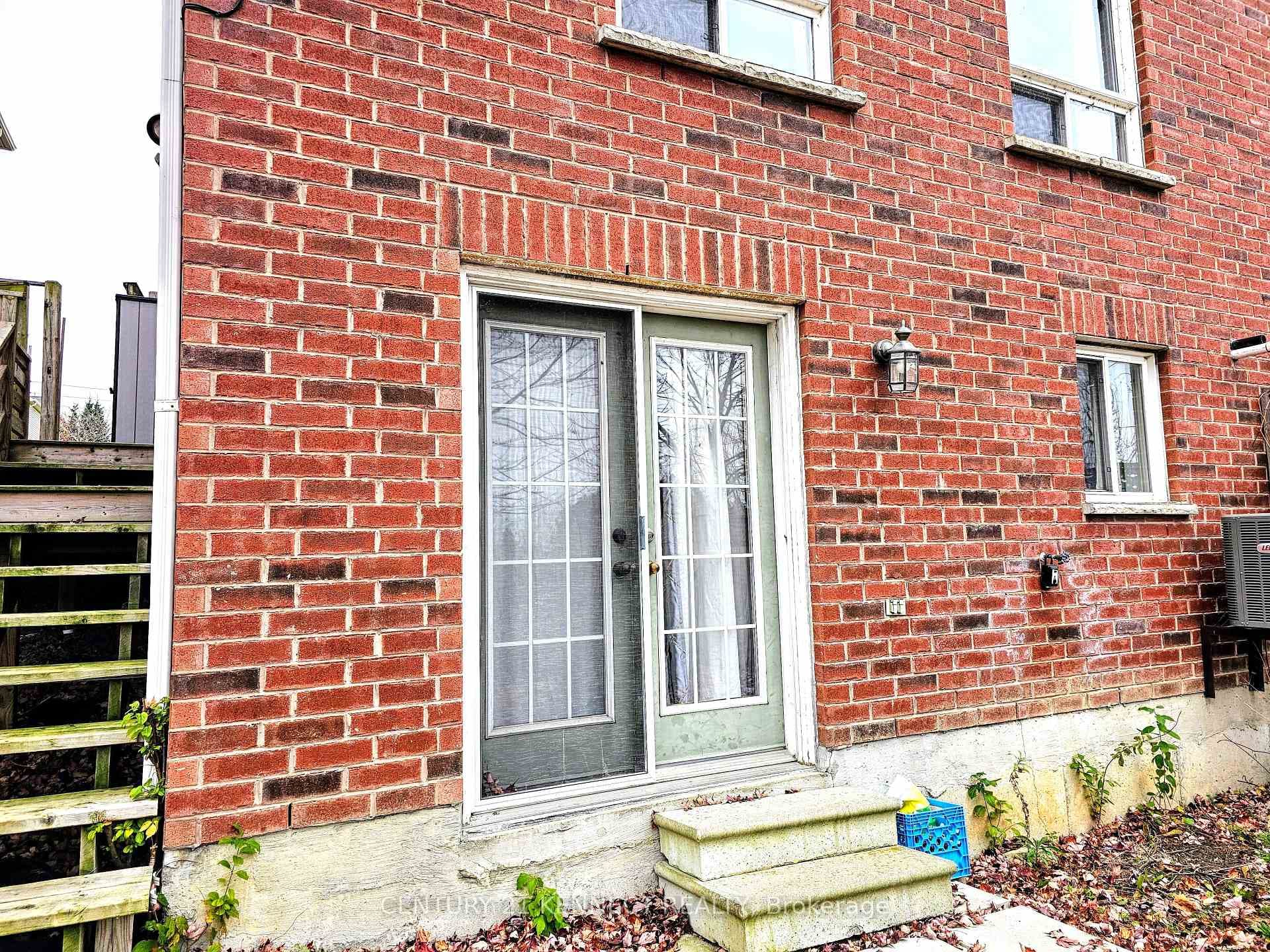 1062 Southport Drive Unit Bsmt photo 4