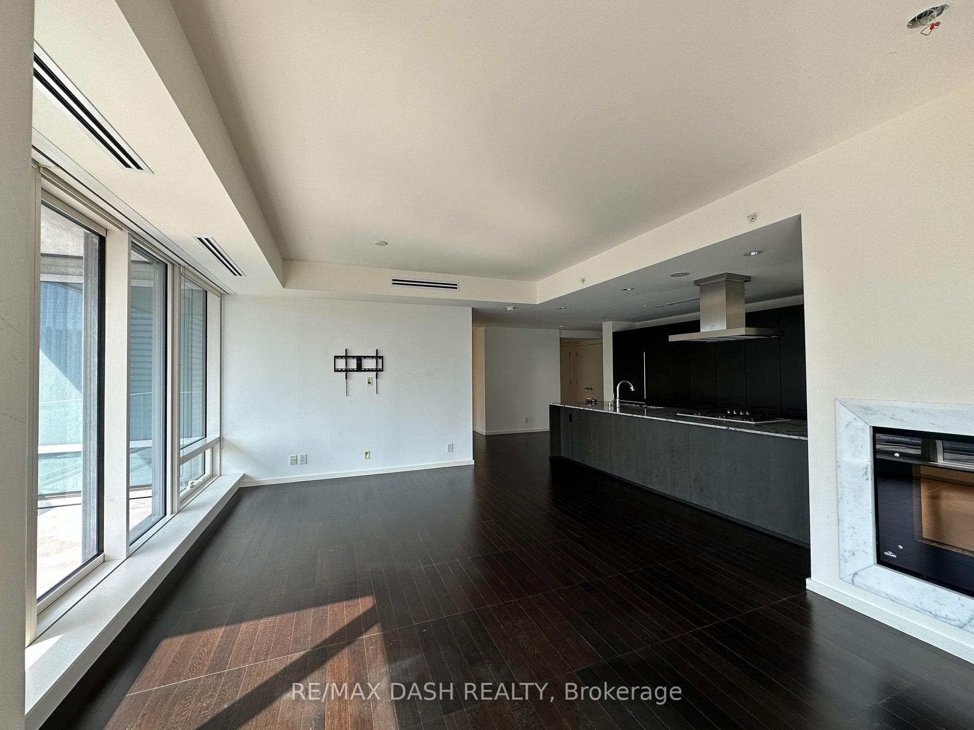 180 University Avenue Unit 3209 photo 22