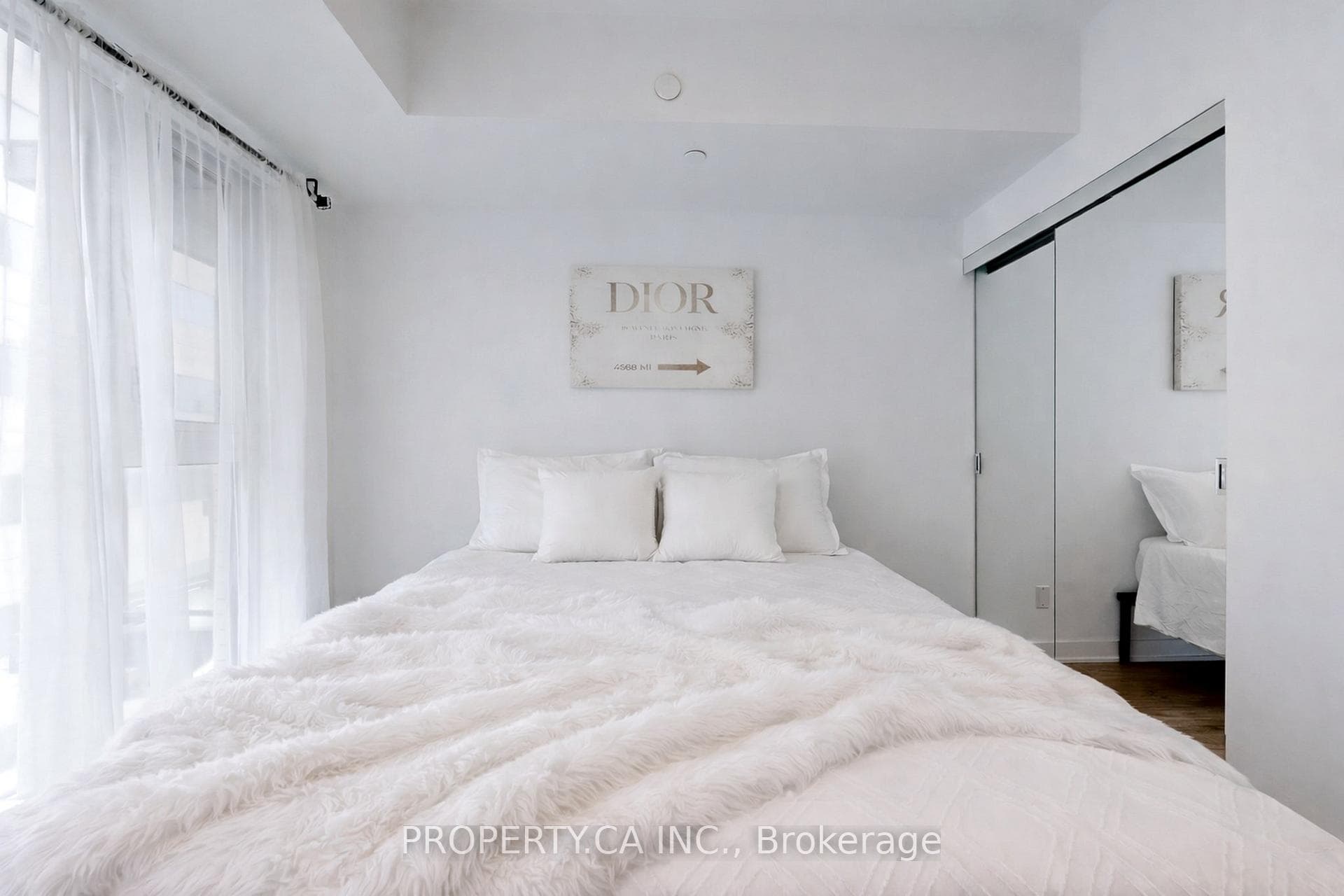 543 Richmond Street Unit 1029 photo 12