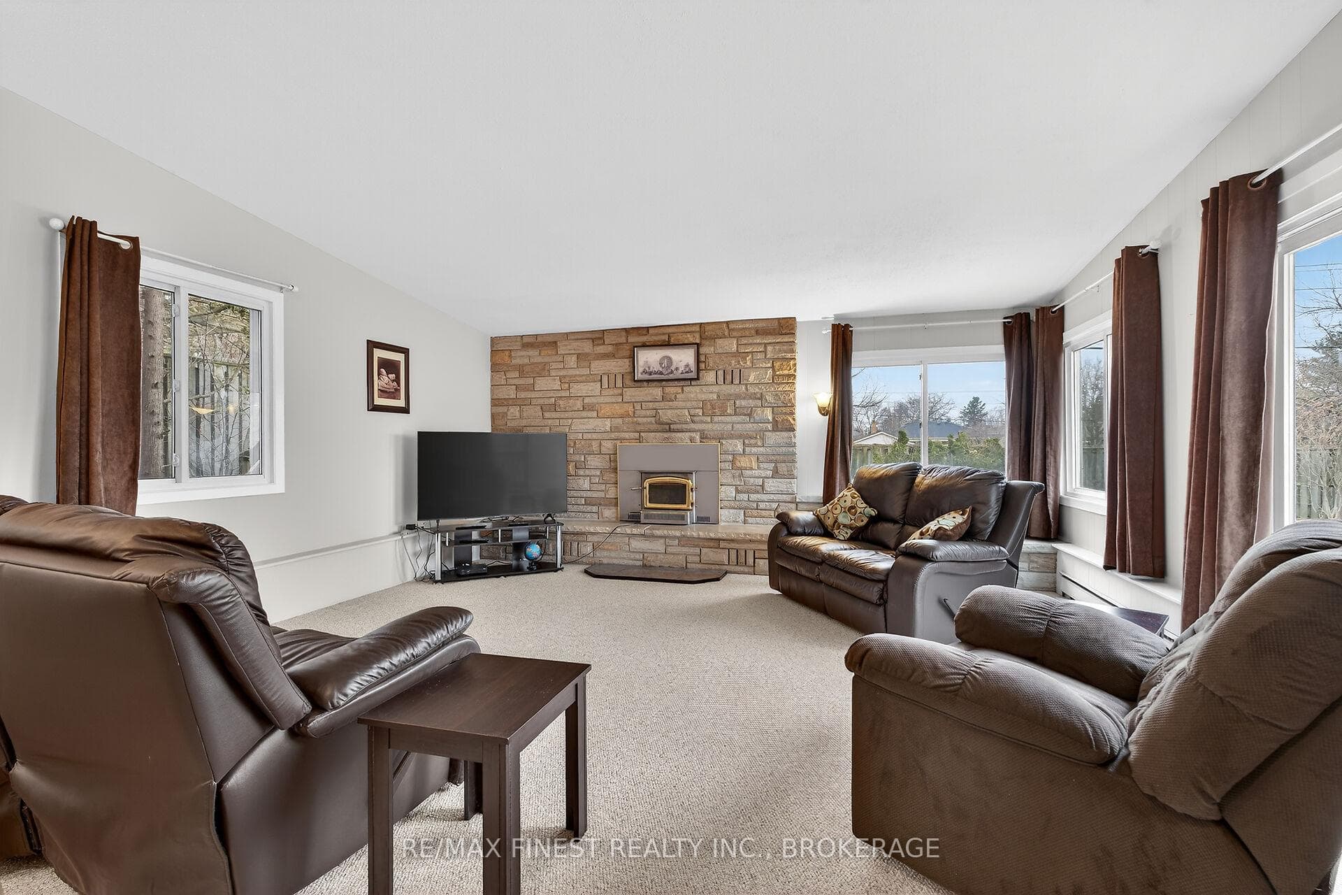44 Casterton Avenue photo 13