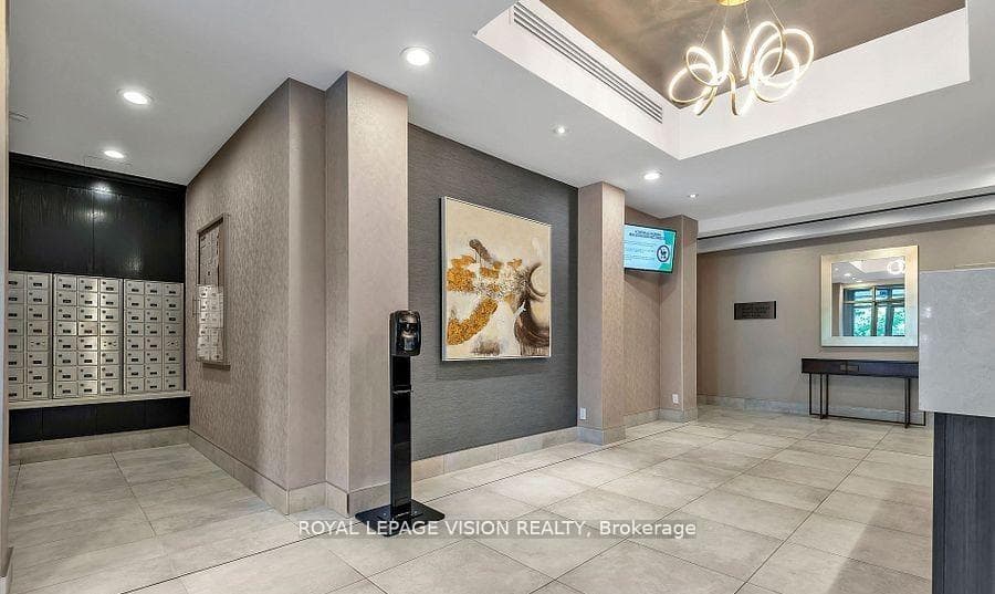 1720 Eglinton Avenue Unit 113 photo 2