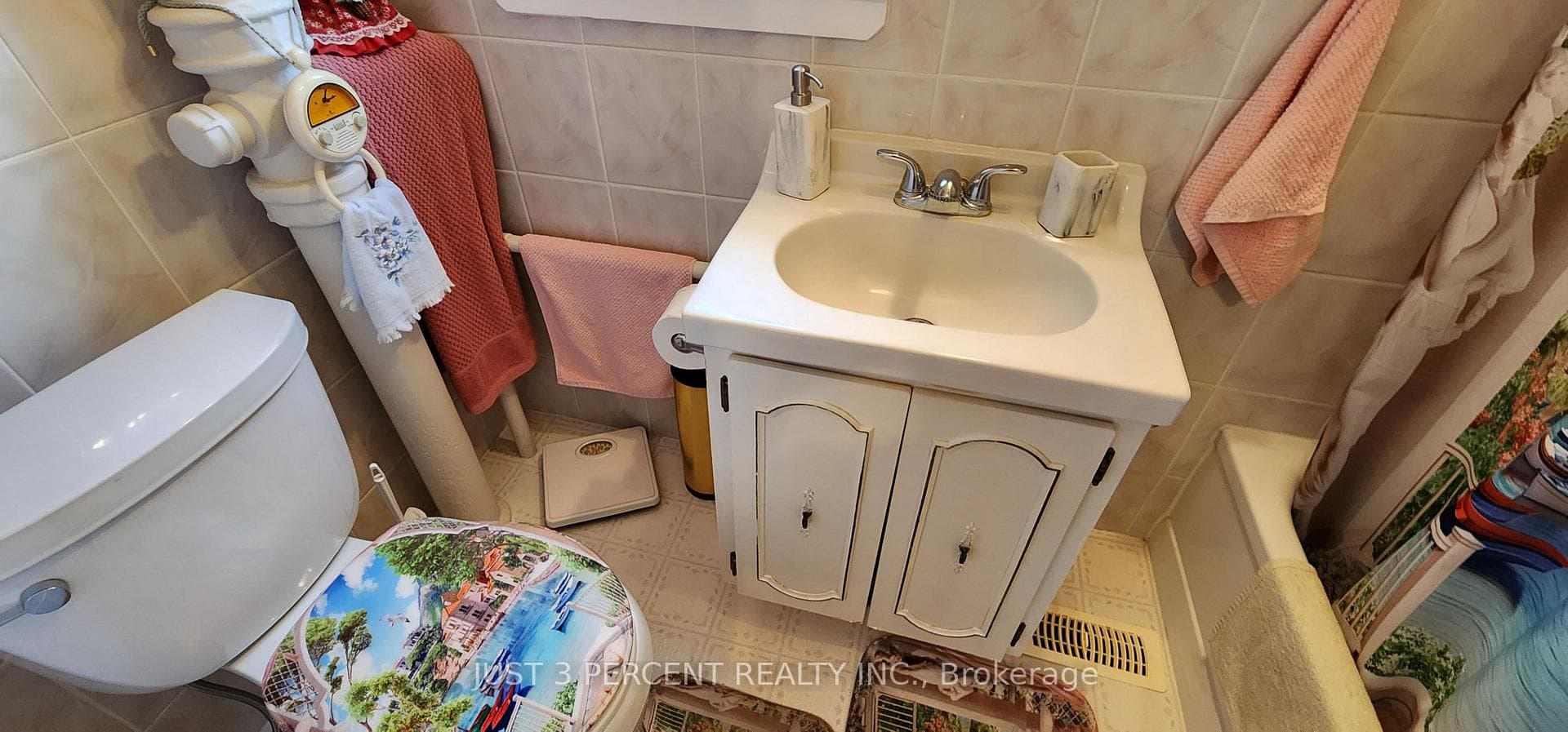 548 Hopkins Avenue photo 28