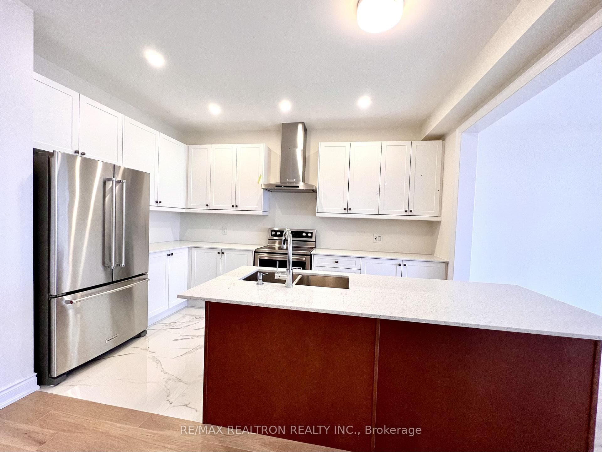 99 Bearberry Road photo 13