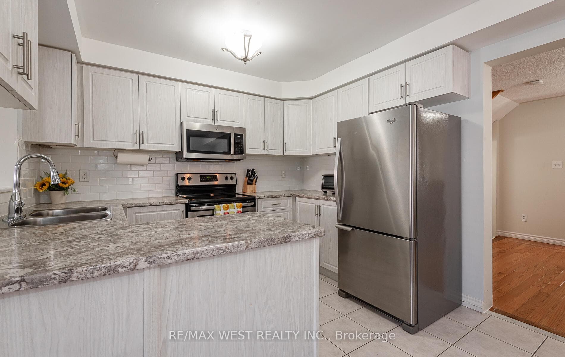 100 Lake Louise Drive photo 12