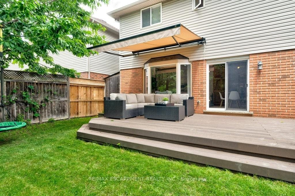 5171 Garland Crescent photo 31