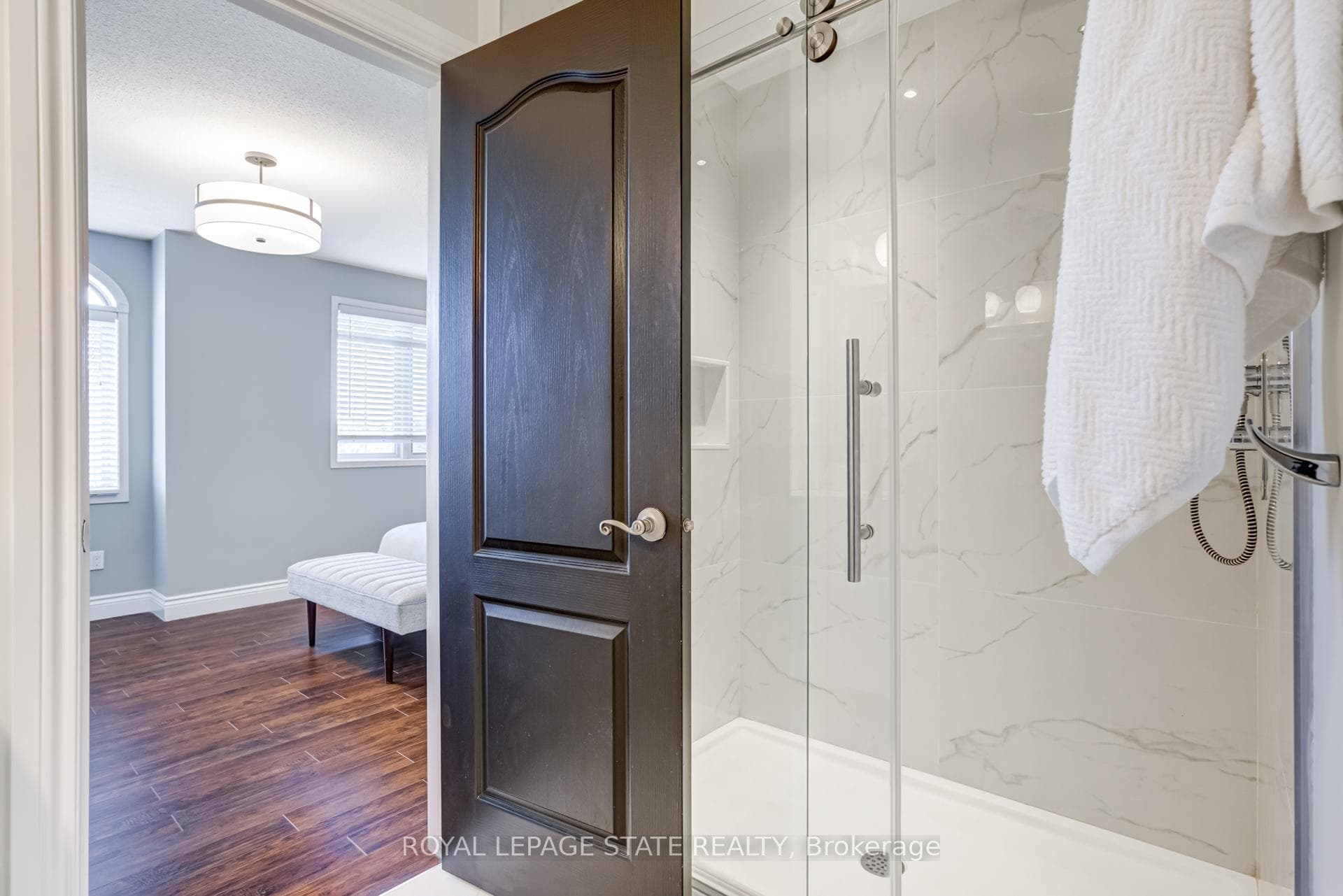 143 Foxborough Drive photo 23