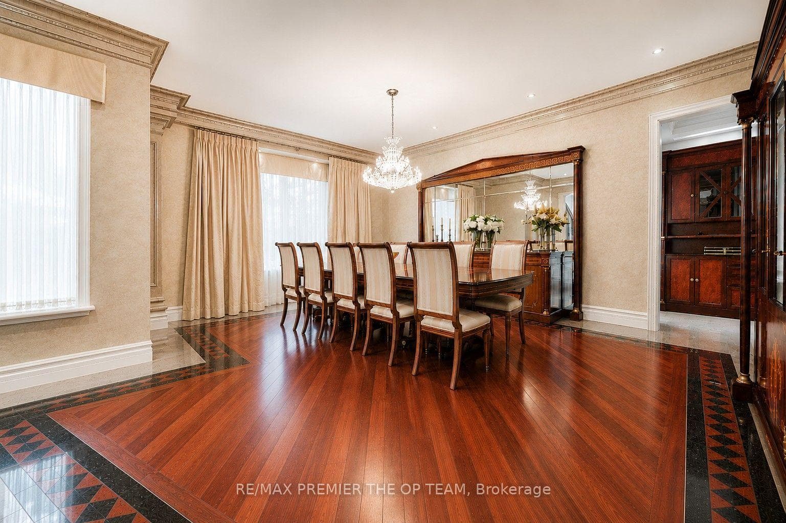 43 Cowan Drive photo 5