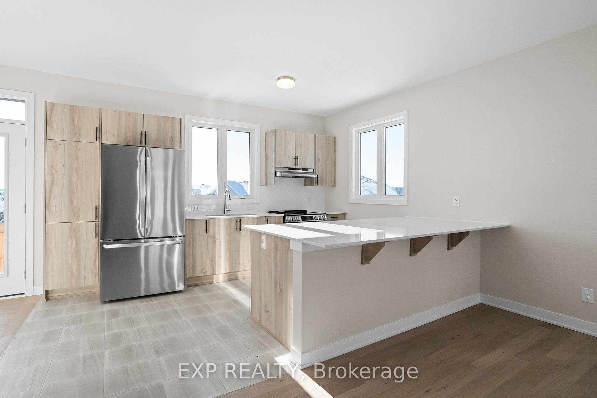 166 Beebalm Crescent photo 7