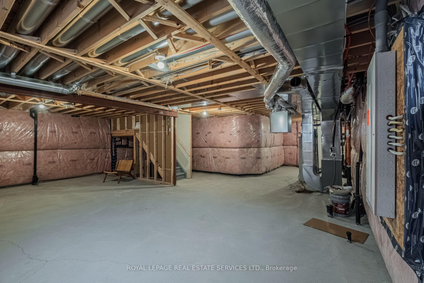 76 Cooke Avenue photo 45