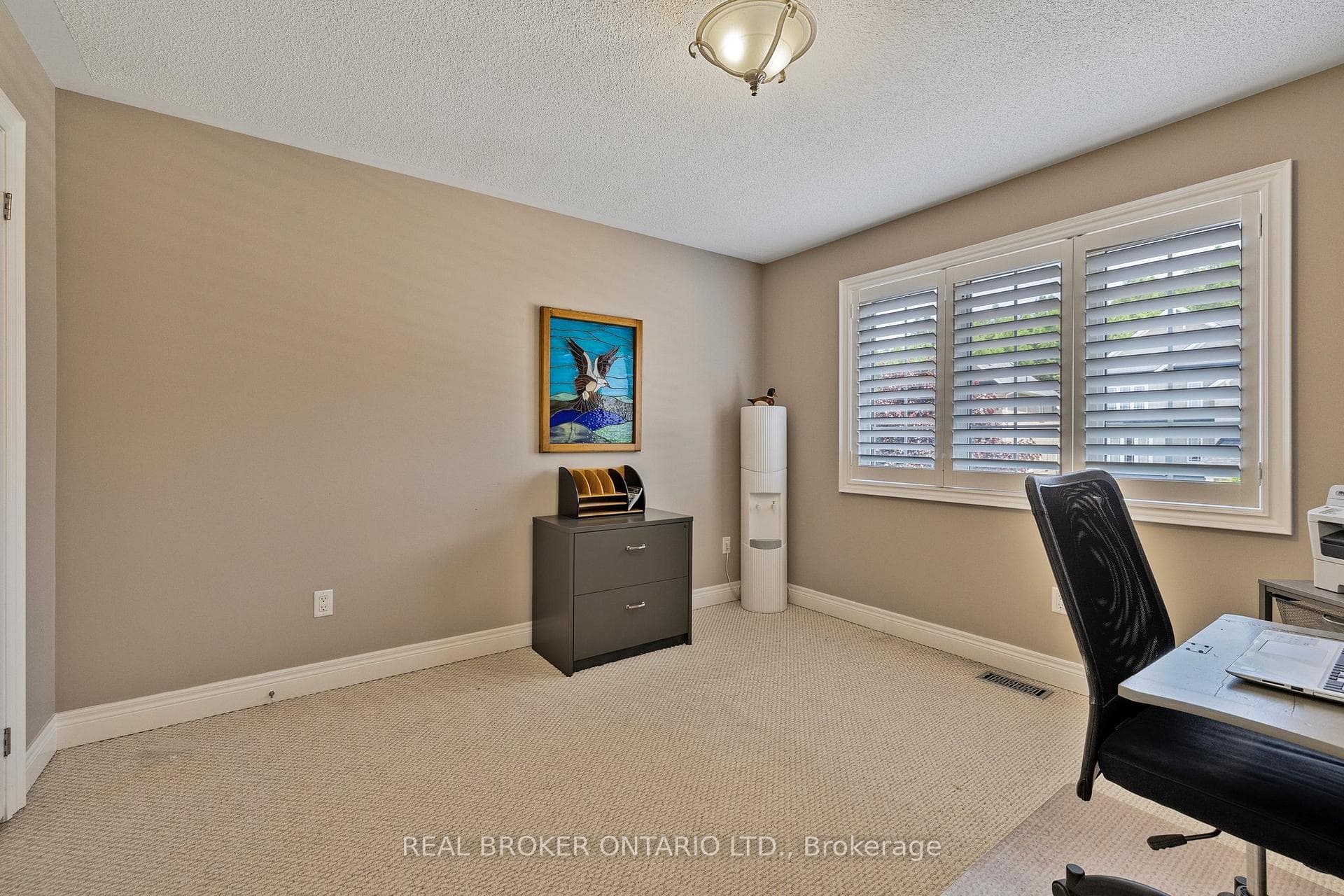 Bright 4th Bedroom