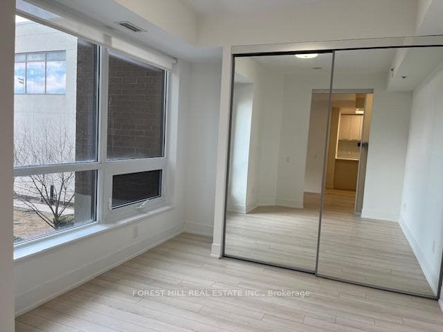 310 Tweedsmuir Avenue Unit 204 photo 14