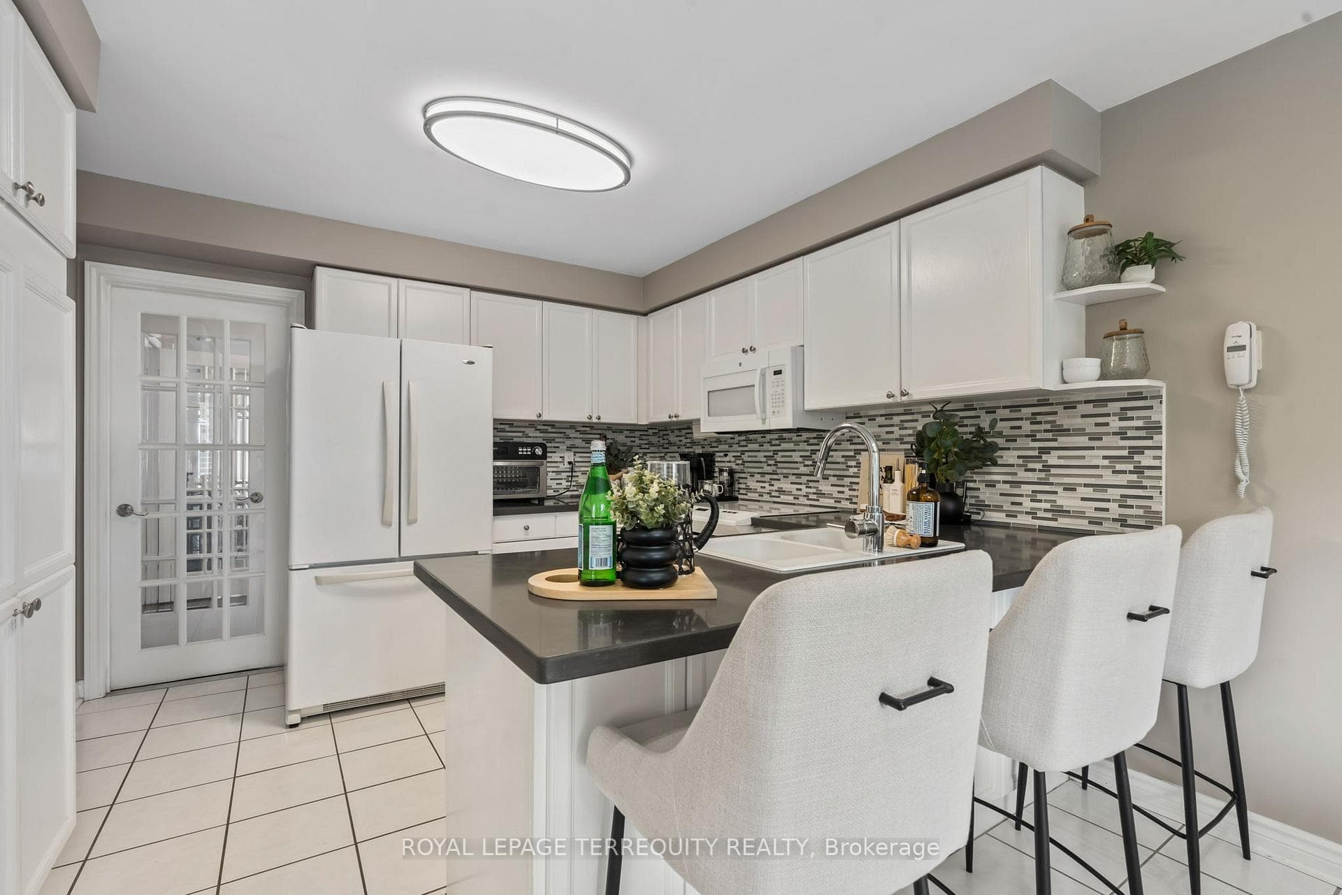 5 Glenmore Drive photo 14