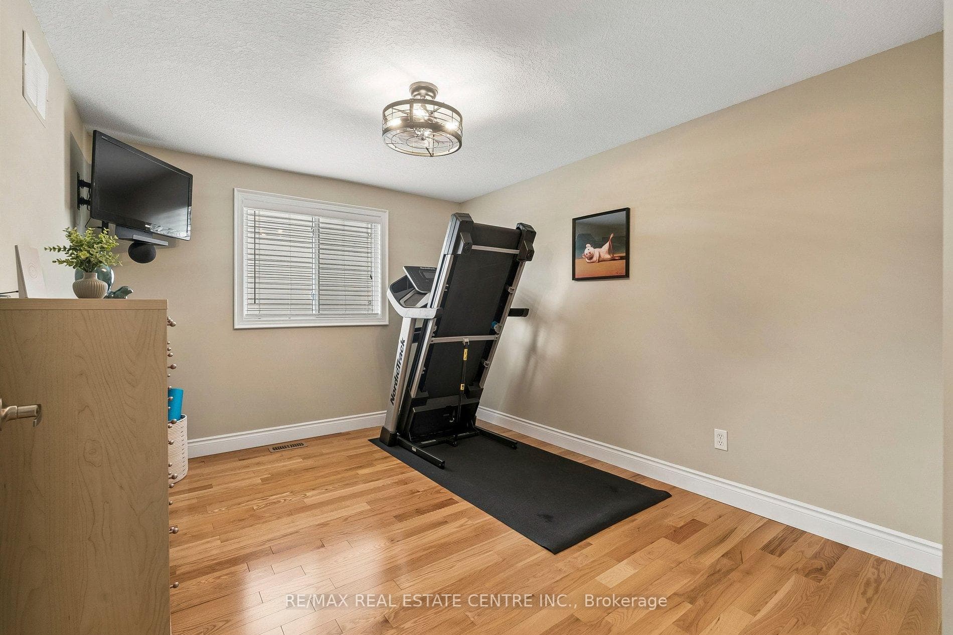 704 Russel Court photo 30