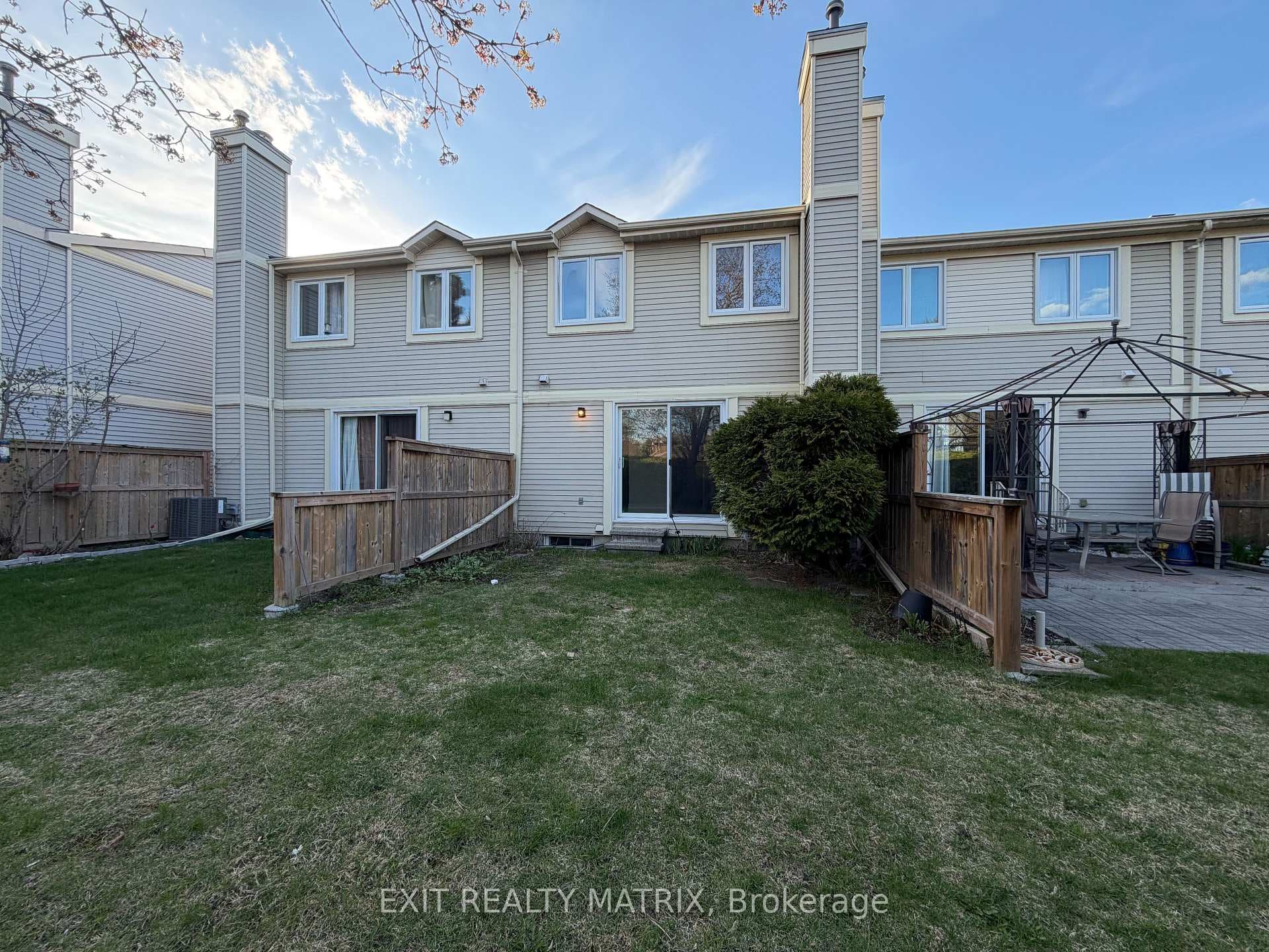 102 Bujold Court photo 18
