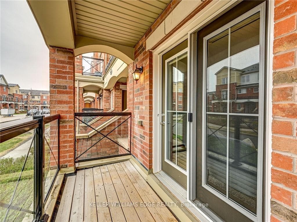 2500 Post Road Unit 27 photo 9
