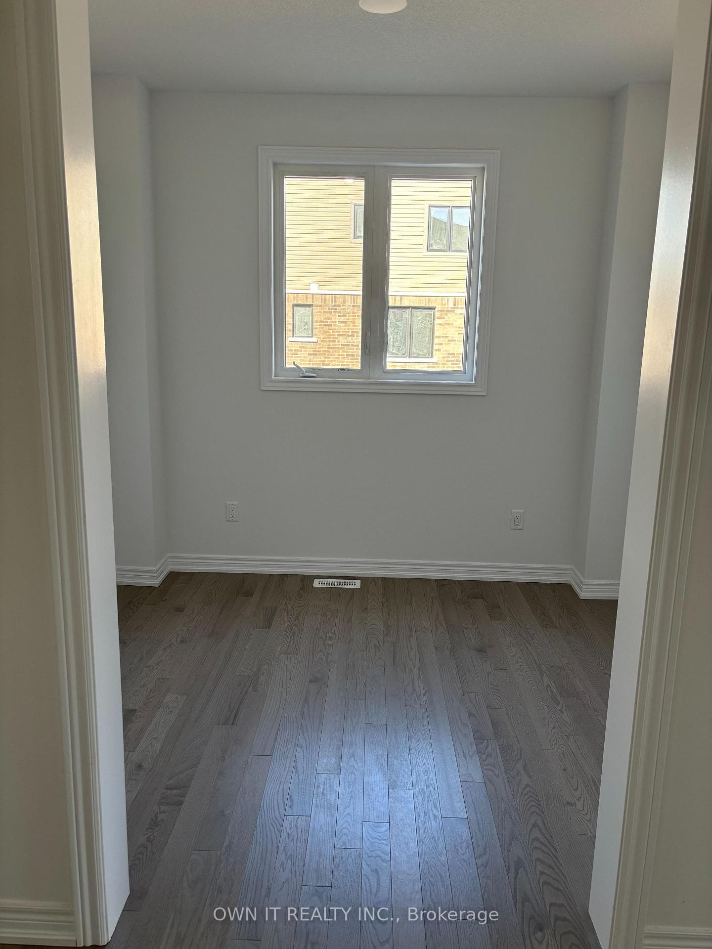 142 Thicketwood Avenue photo 5