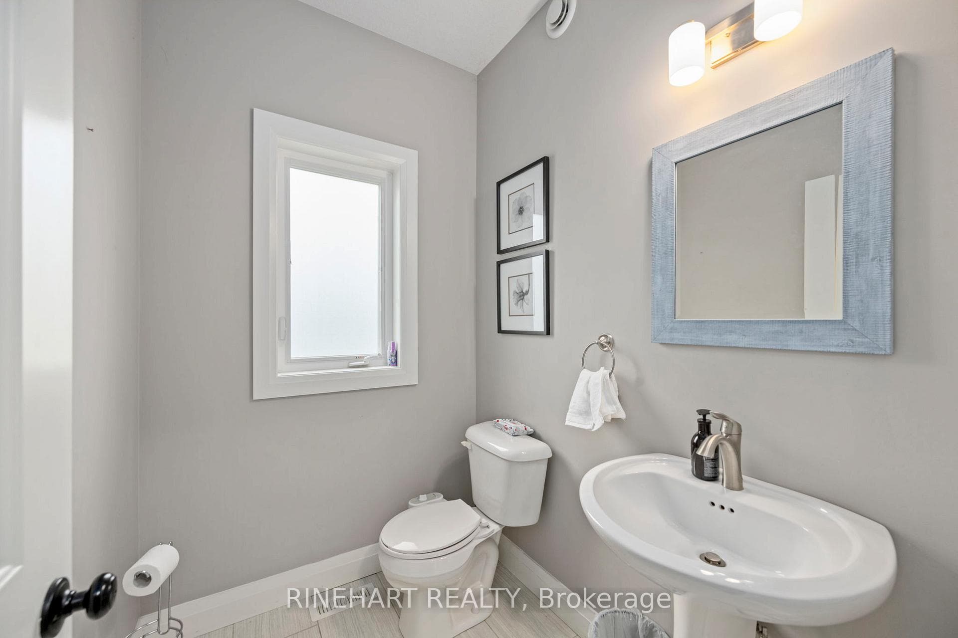 2512 Holbrook Drive photo 6