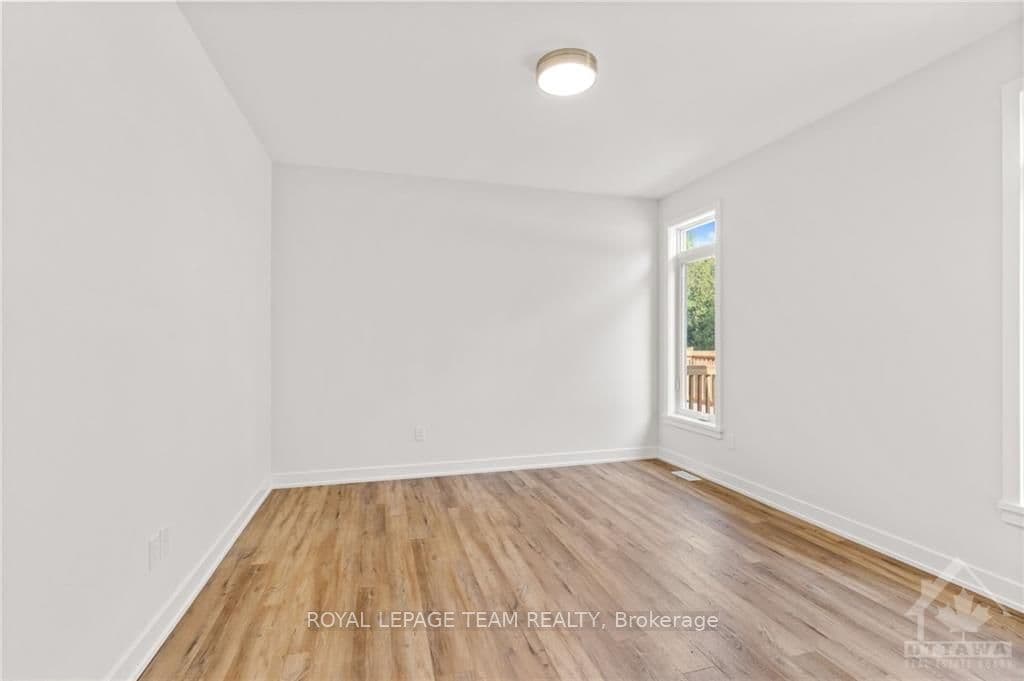 303 WOOD Avenue photo 15
