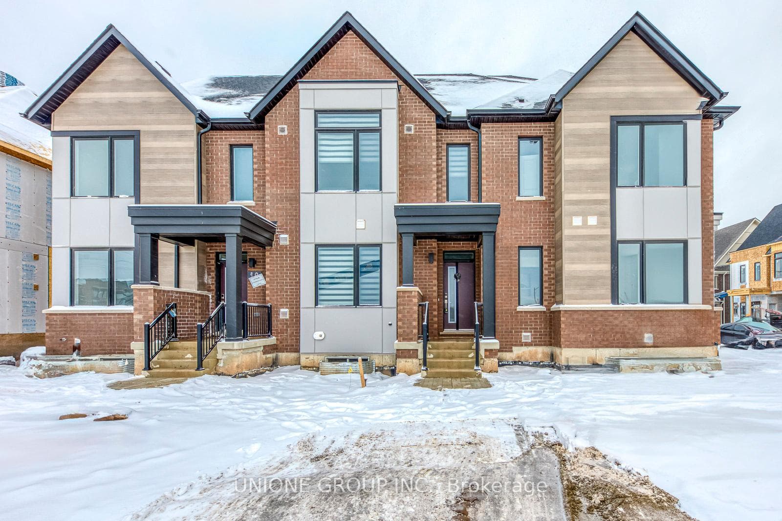 12 JACK BOWERBANK Boulevard photo 1